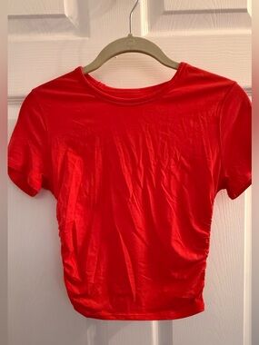 Women’s Lululemon Coral Short-Sleeve Cropped Tee